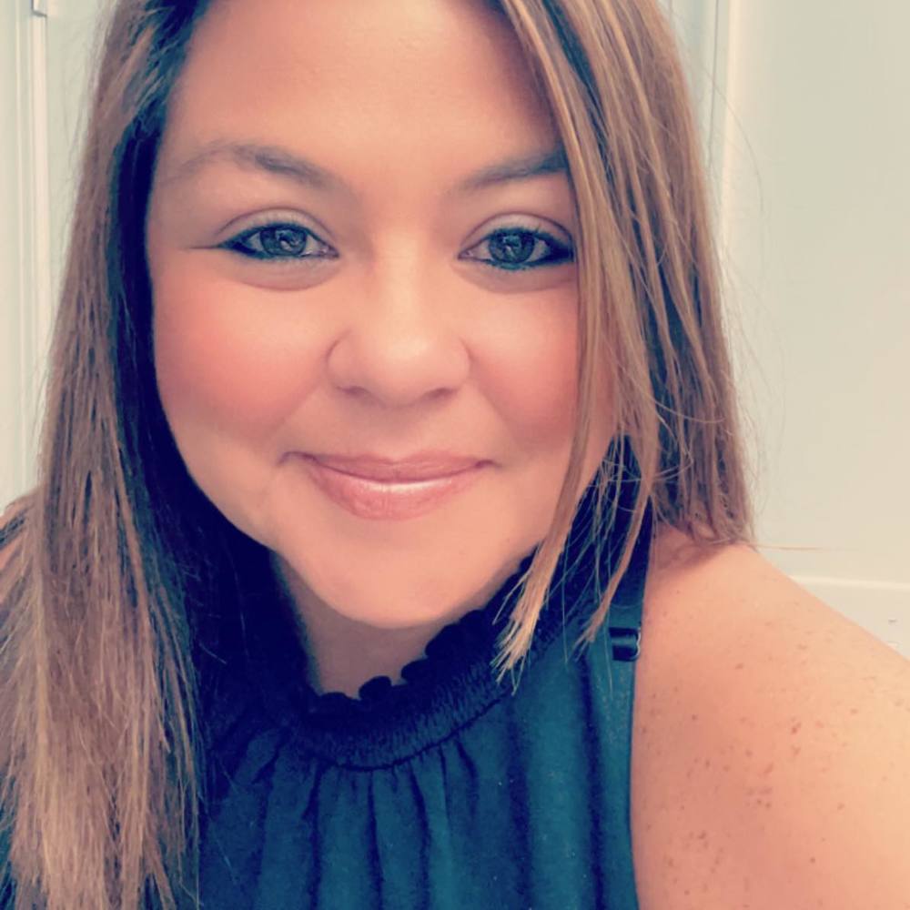 Meet your Posher, Angela